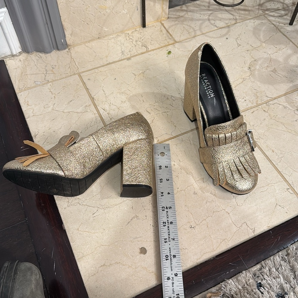 Kenneth Cole reaction Womens Block Heel Gold Size 8 - Picture 2 of 7